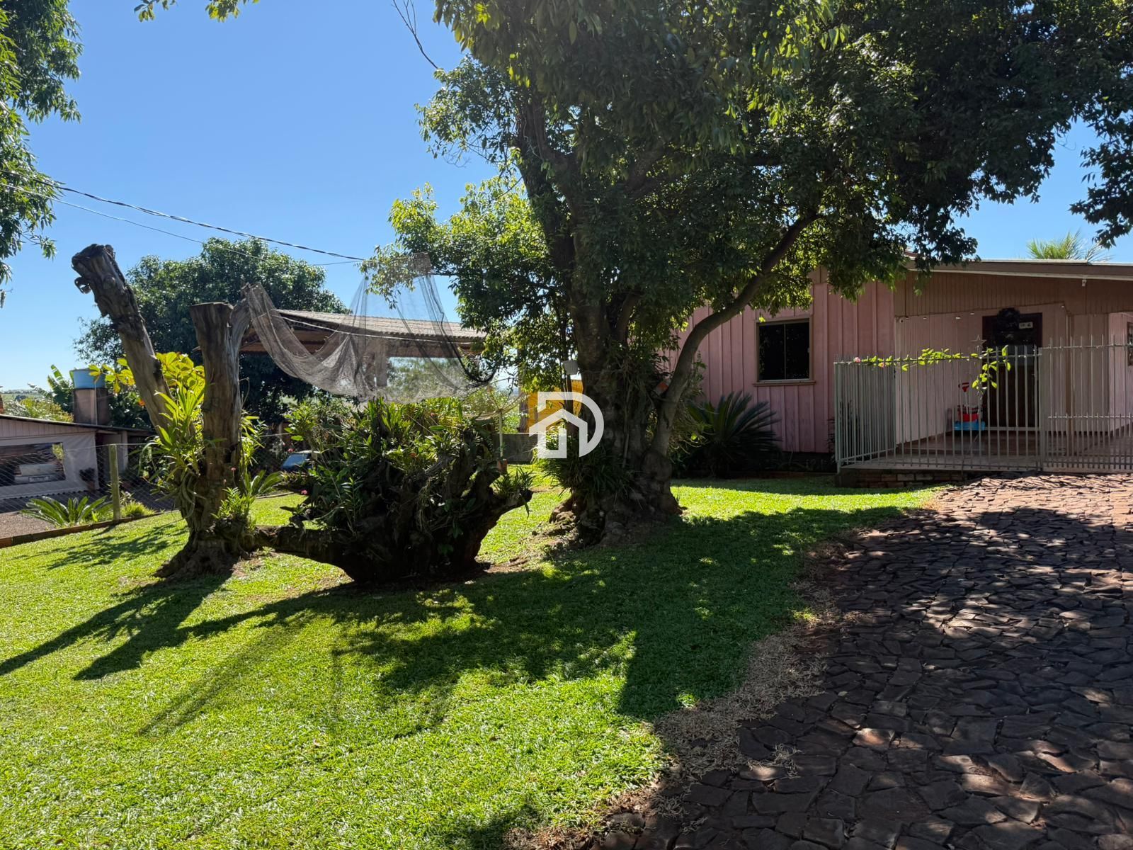 Chácara por R$400.000 na linha pacuri em santa helena-pr