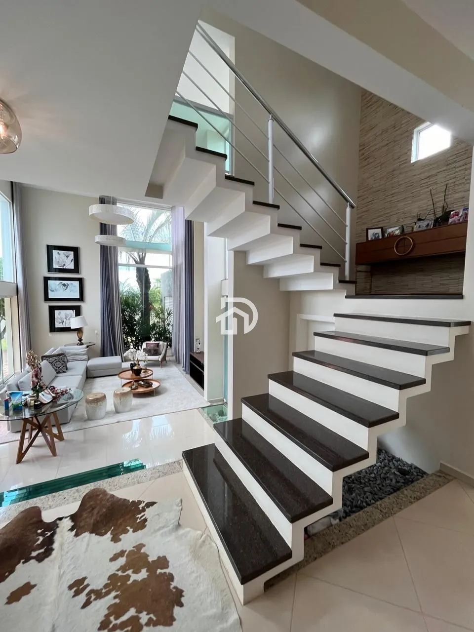 Casa com 3 Dormitórios à venda, 562 m² por R$ 4.000.000,00 Casa com 3 Dormitórios à venda, 562 m² por R$ 4.000.000,00
