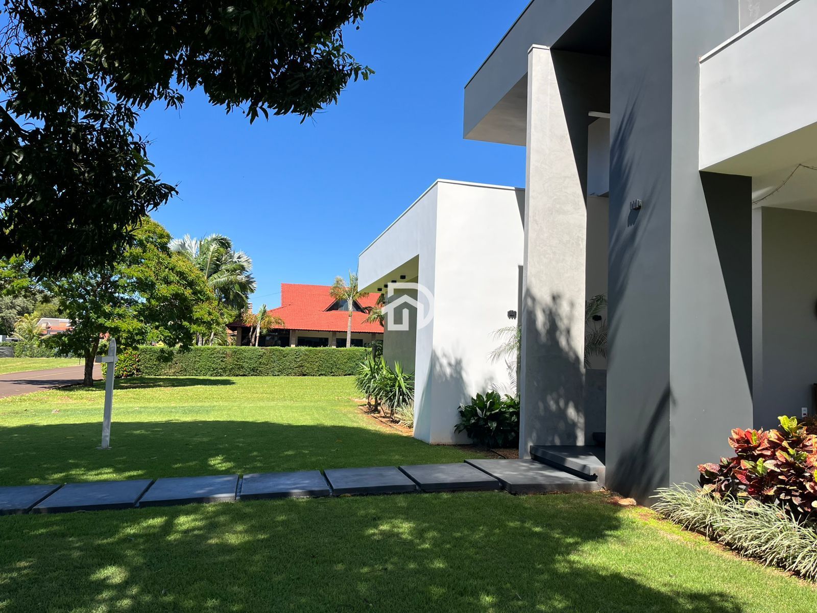 Esplêndida casa nas marinas por R$2.800.000