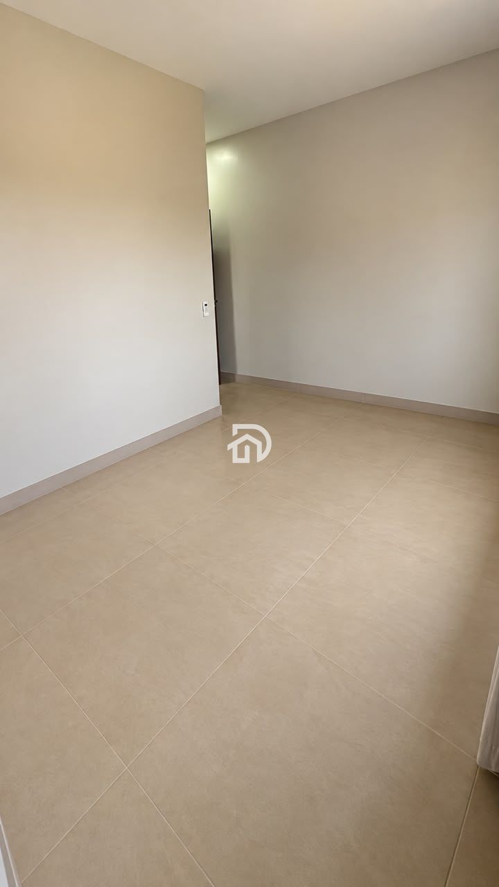 Casa com 2 Dormitórios à venda, 100 m² por R$ 570.000,00 Casa com 2 Dormitórios à venda, 100 m² por R$ 570.000,00