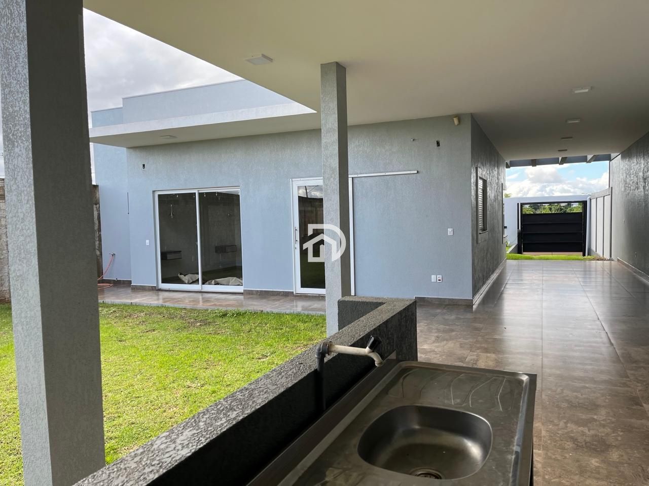 Casa por R$850.000 vale do sol em santa helena-pr