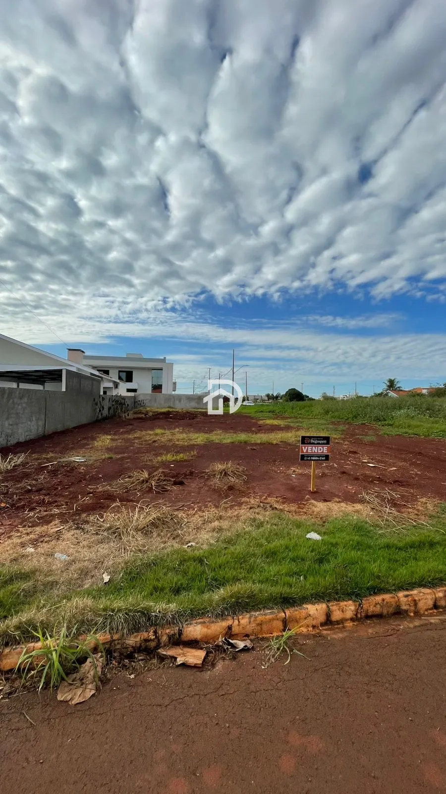 Terreno/Lote à venda  no Cidade Alta - Santa Helena, PR. Imóveis