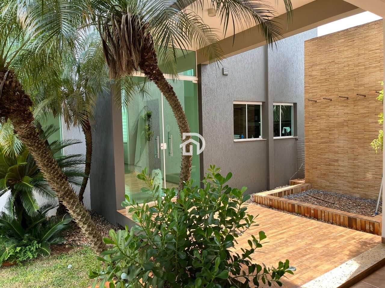 Casa com 562m² na Rua Mato Grosso