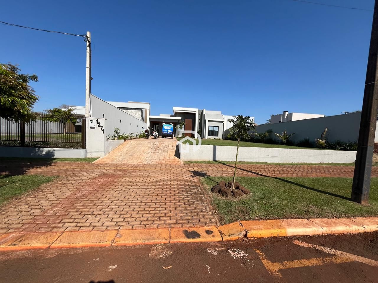 Excelente casa nova em sub-sede por R$980.000