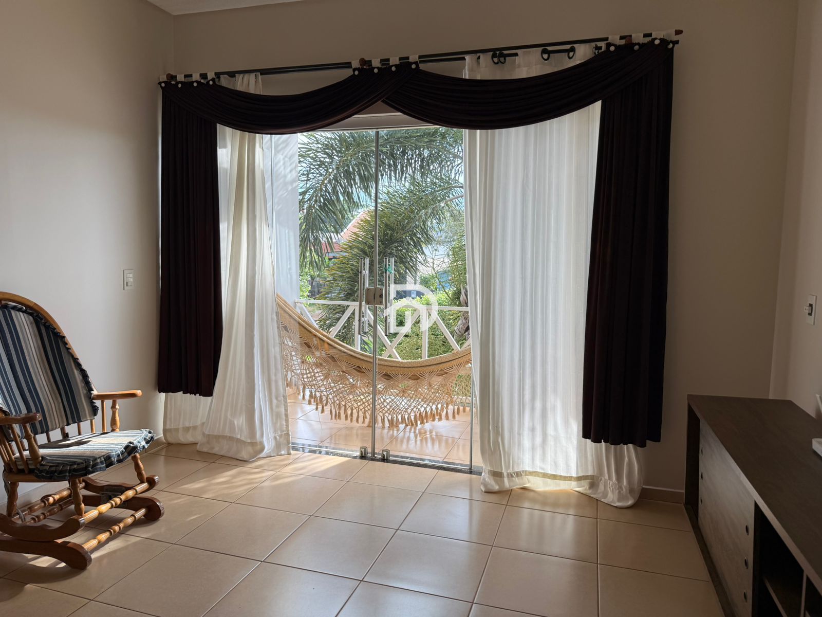 Triplex por R$1.100.000 na Av. São Paulo em Santa Helena-PR
