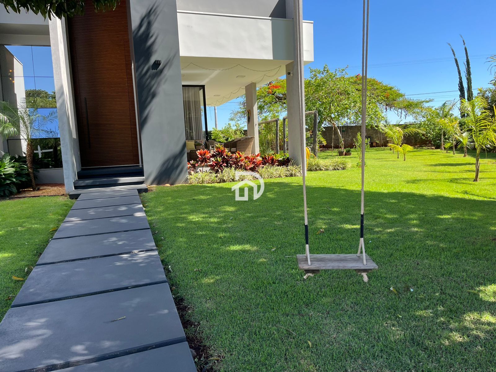 Esplêndida Casa nas Marinas por R$2.800.000