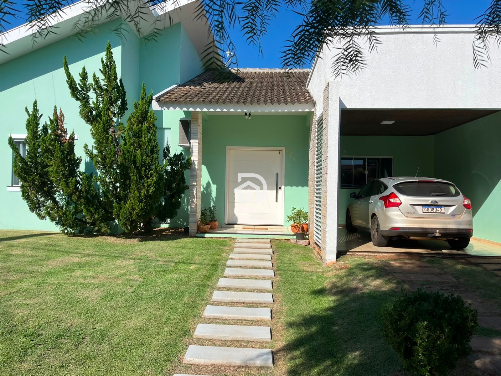 Casa por R$550.000 no Santa Cecília em Santa Helena-PR