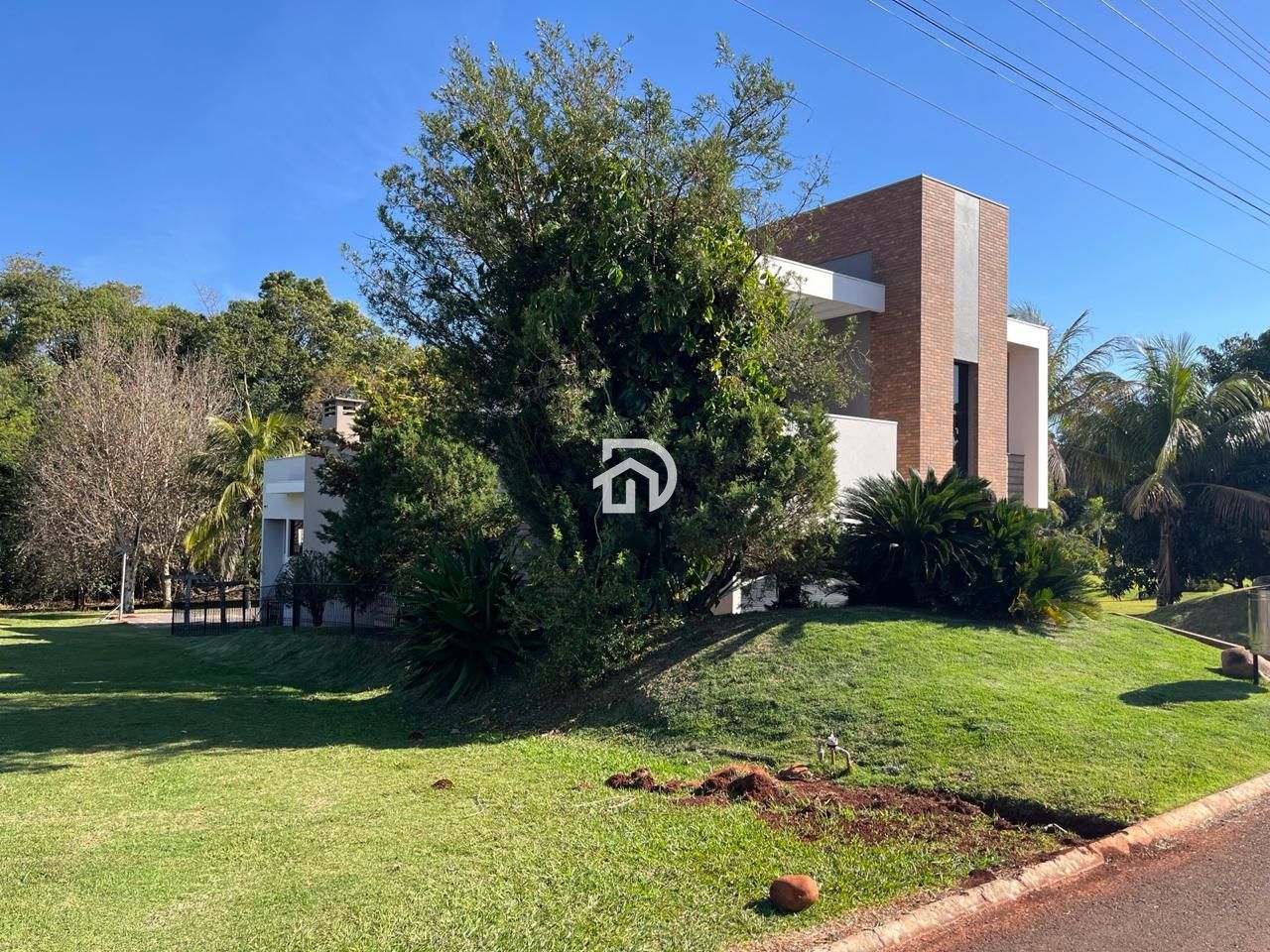 Casa nas Marinas por R$1.800.000 em Santa Helena