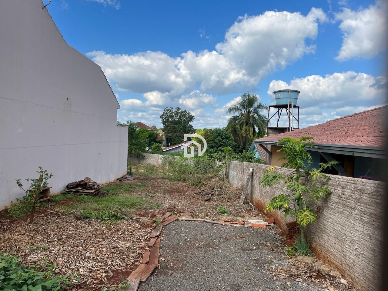 Casa Semi-Nova em Santa Helena por R$550.000