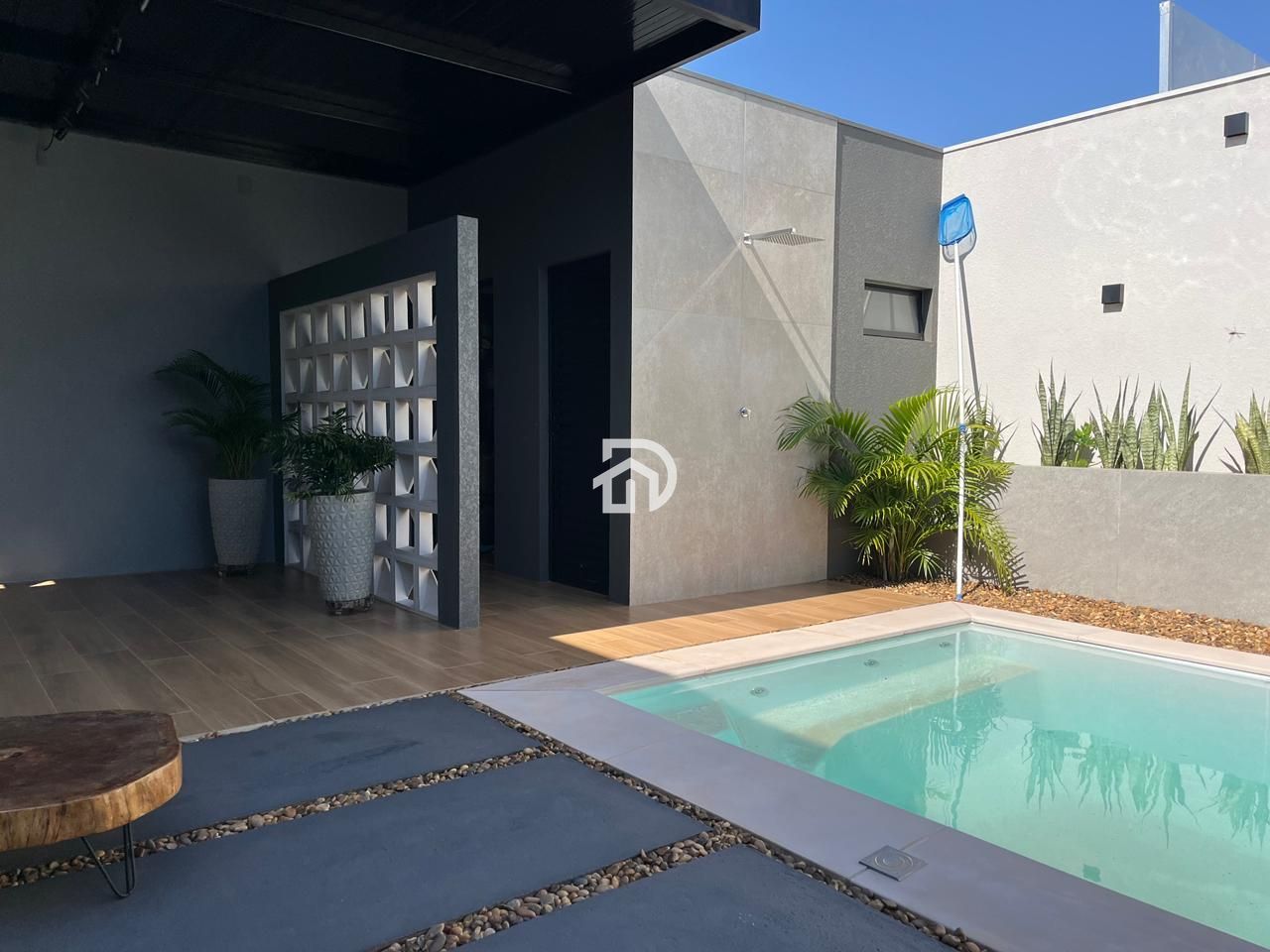 Excelente Casa Nova em Sub-Sede por R$980.000