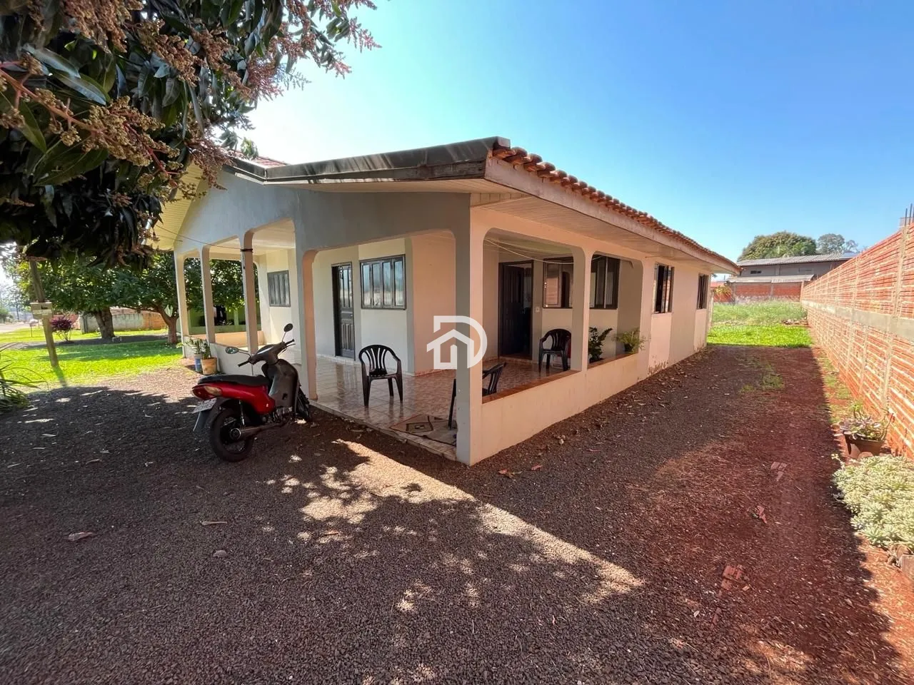 Casa à venda  no Distrito de Moreninha - Santa Helena, PR. Imóveis