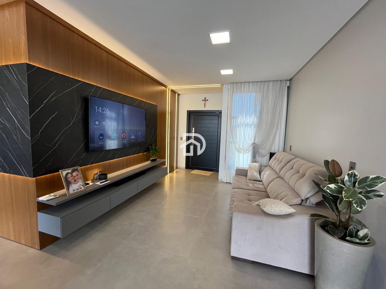Excelente Casa Nova em Sub-Sede por R$980.000