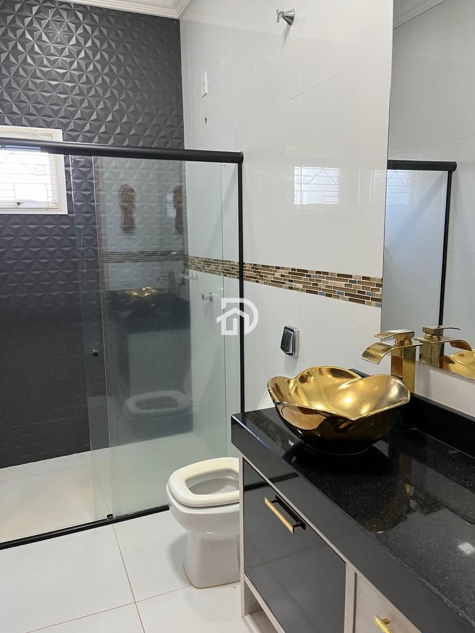 Casa por R$850.000 Vale do Sol em Santa Helena-PR