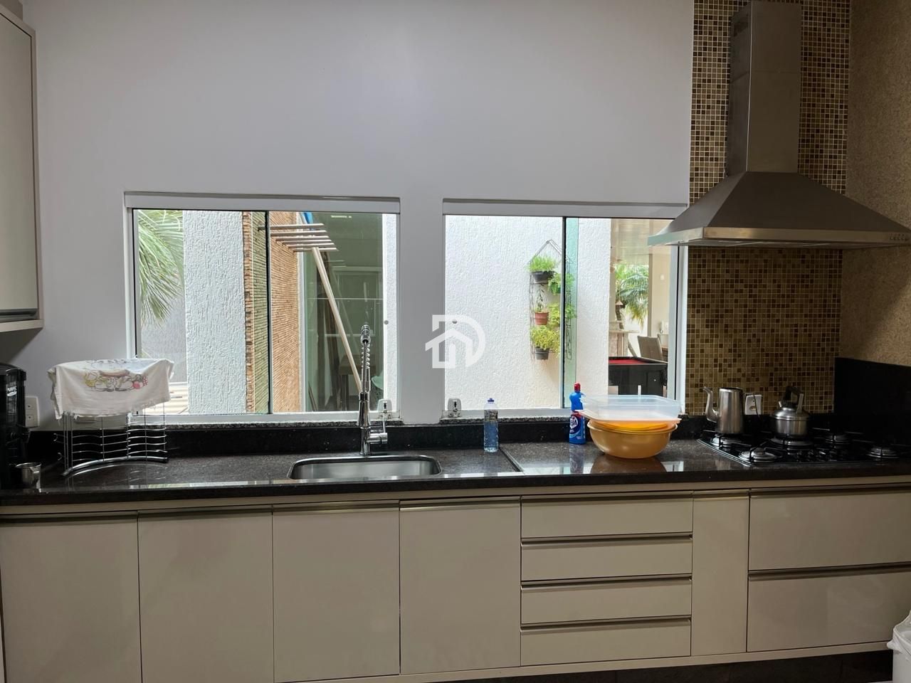 Casa com 562m² na Rua Mato Grosso