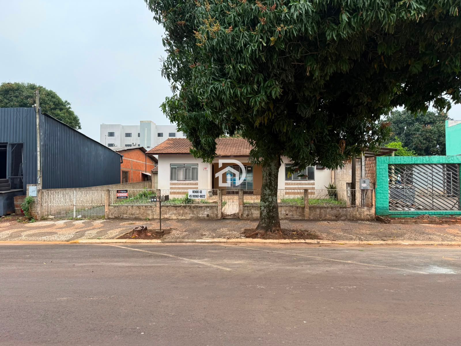 Casa a venda na av. Brasil de santa helena-pr - foto 1