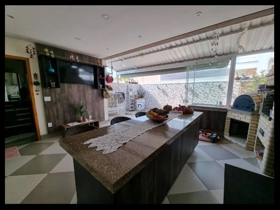 Casa, 3 quartos, 185 m² - Foto 2