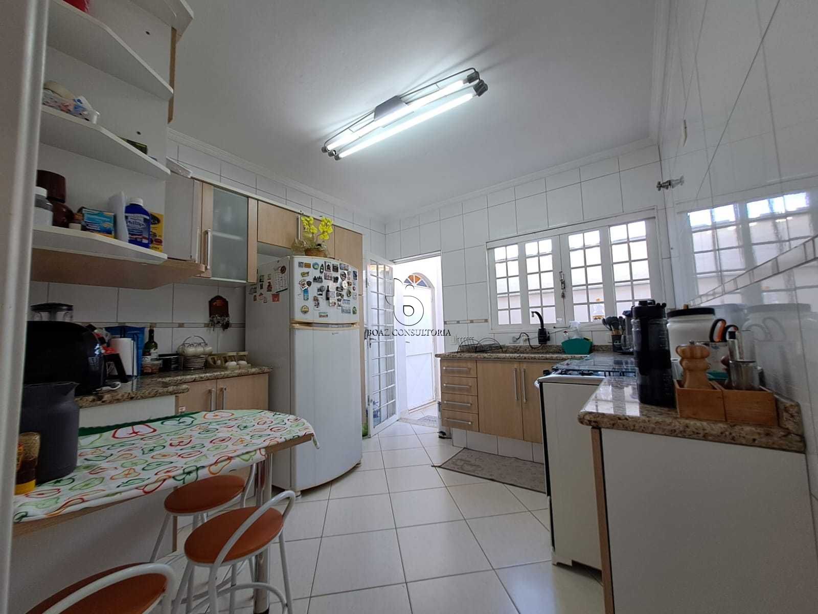 Casa, 3 quartos, 205 m² - Foto 31