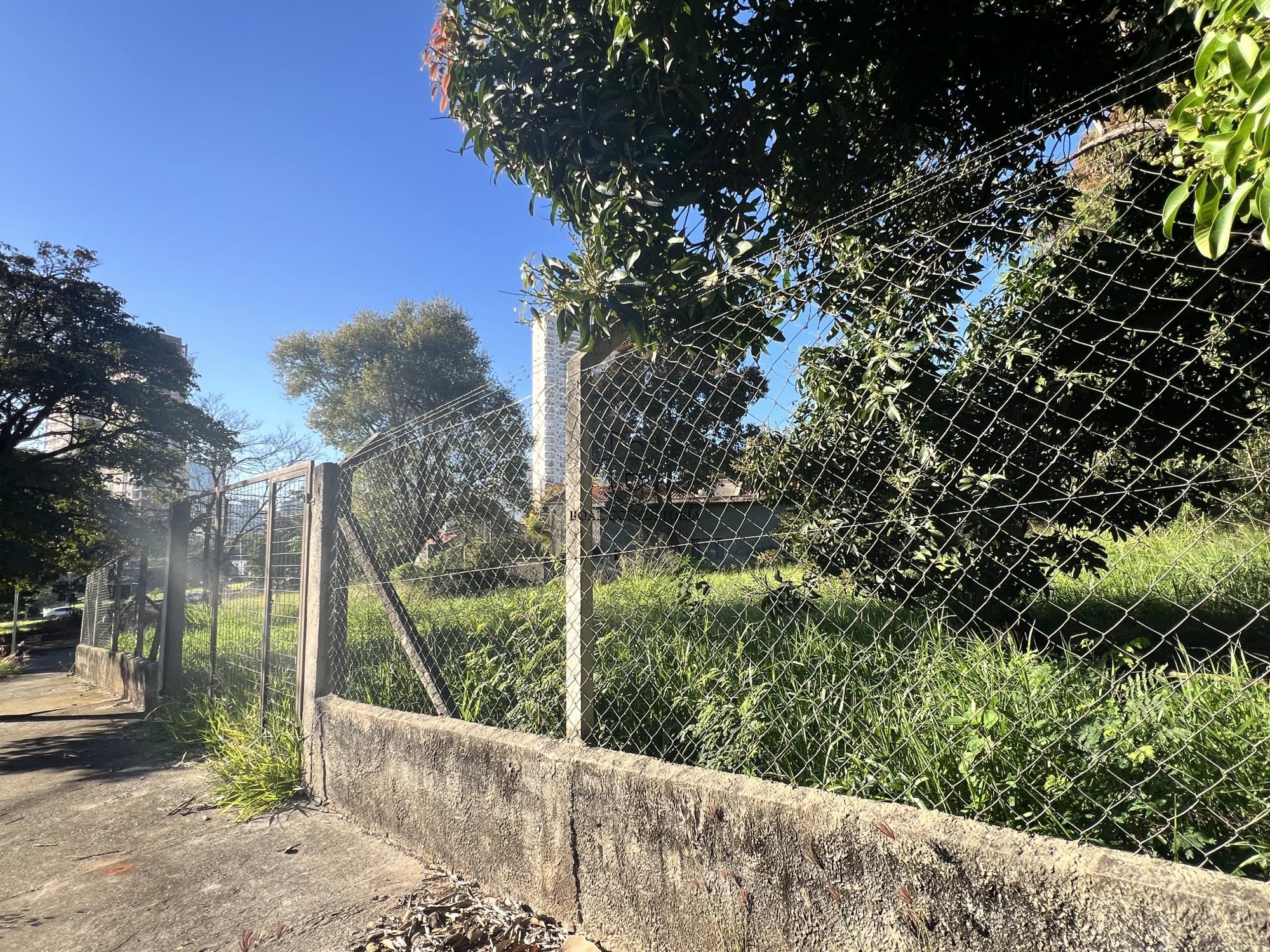 Loteamento e Condomínio, 900 m² - Foto 8