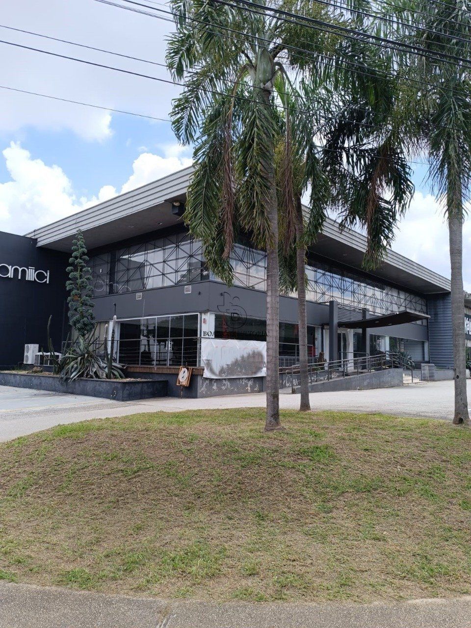 Comercial em Jardim Santa Rosália, Sorocaba - Ponto Comercial de Alto Padrão na Avenida Dom Aguirre, Sorocaba - 1.380m² - Foto 10