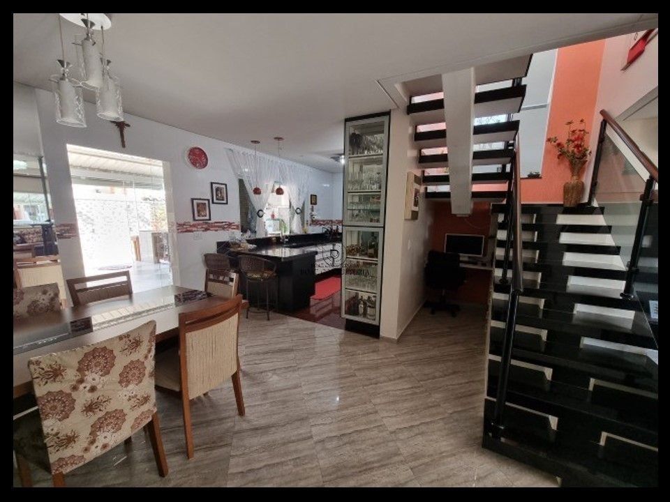 Casa, 3 quartos, 185 m² - Foto 7