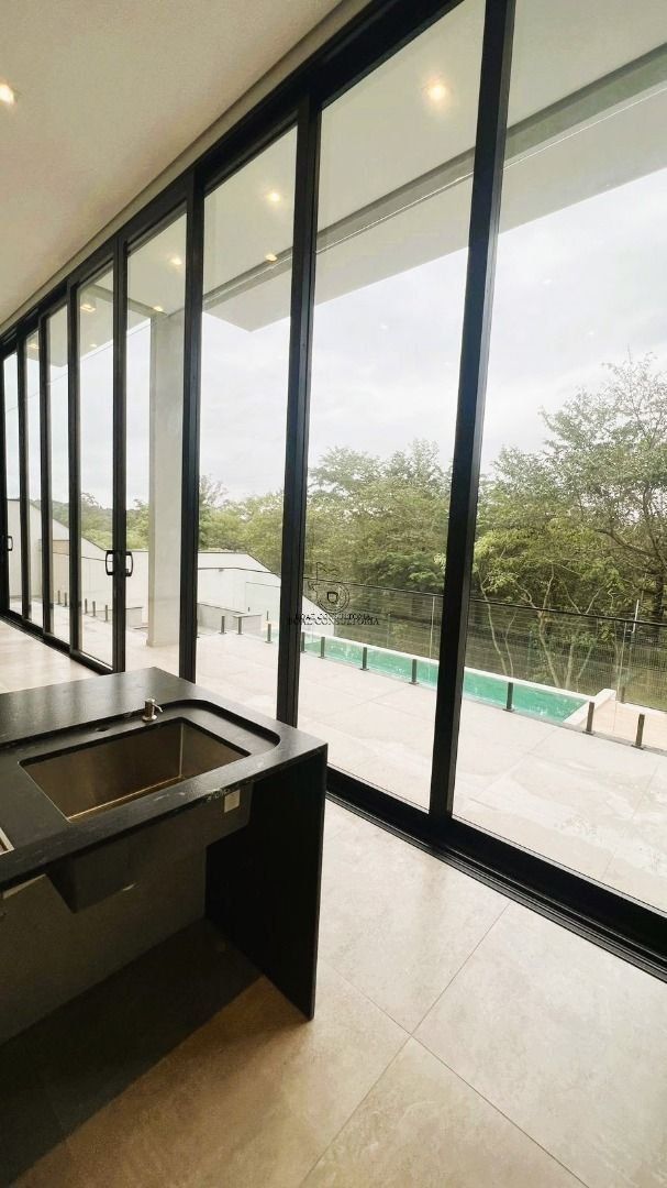 Casa, 3 quartos, 303 m² - Foto 5