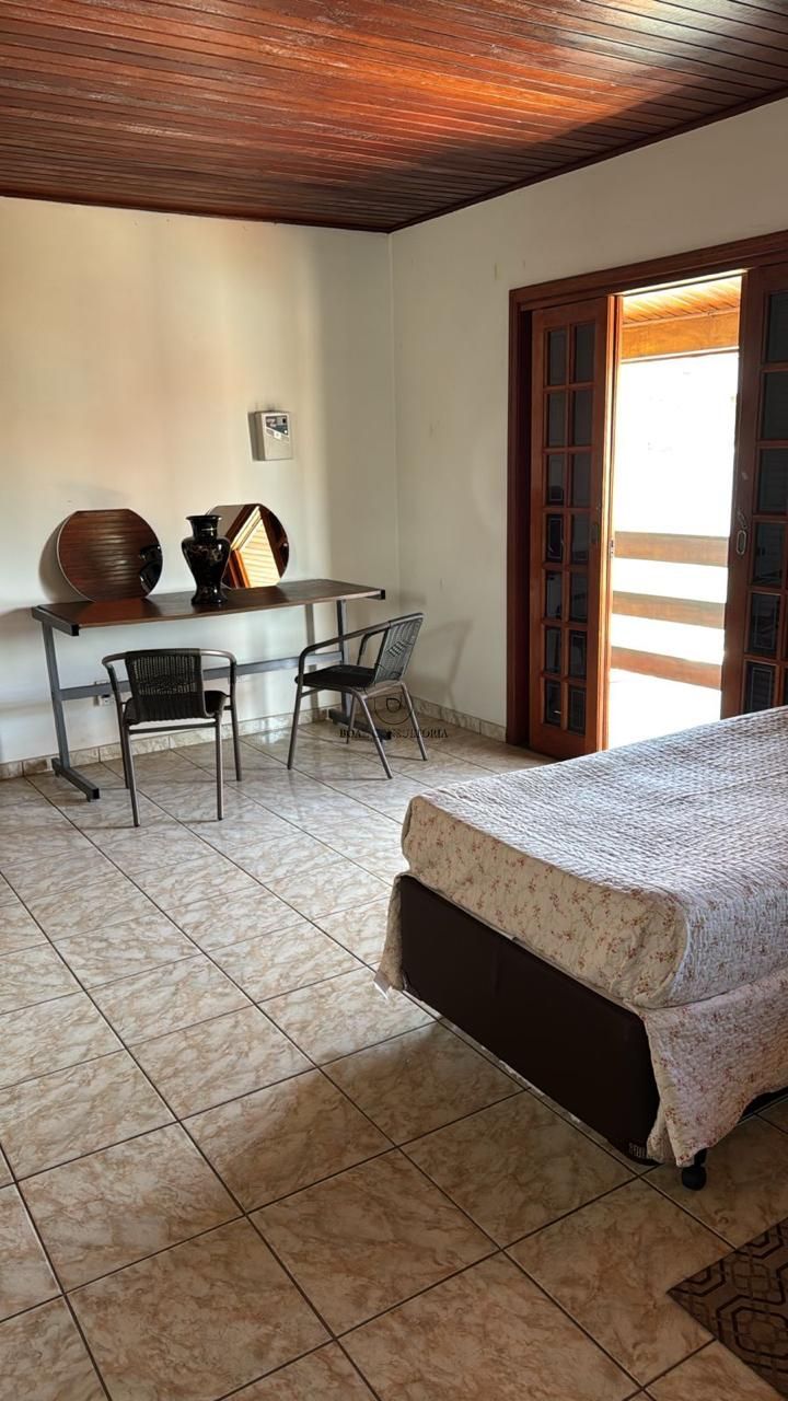 Sobrado, 3 quartos, 206 m² - Foto 3