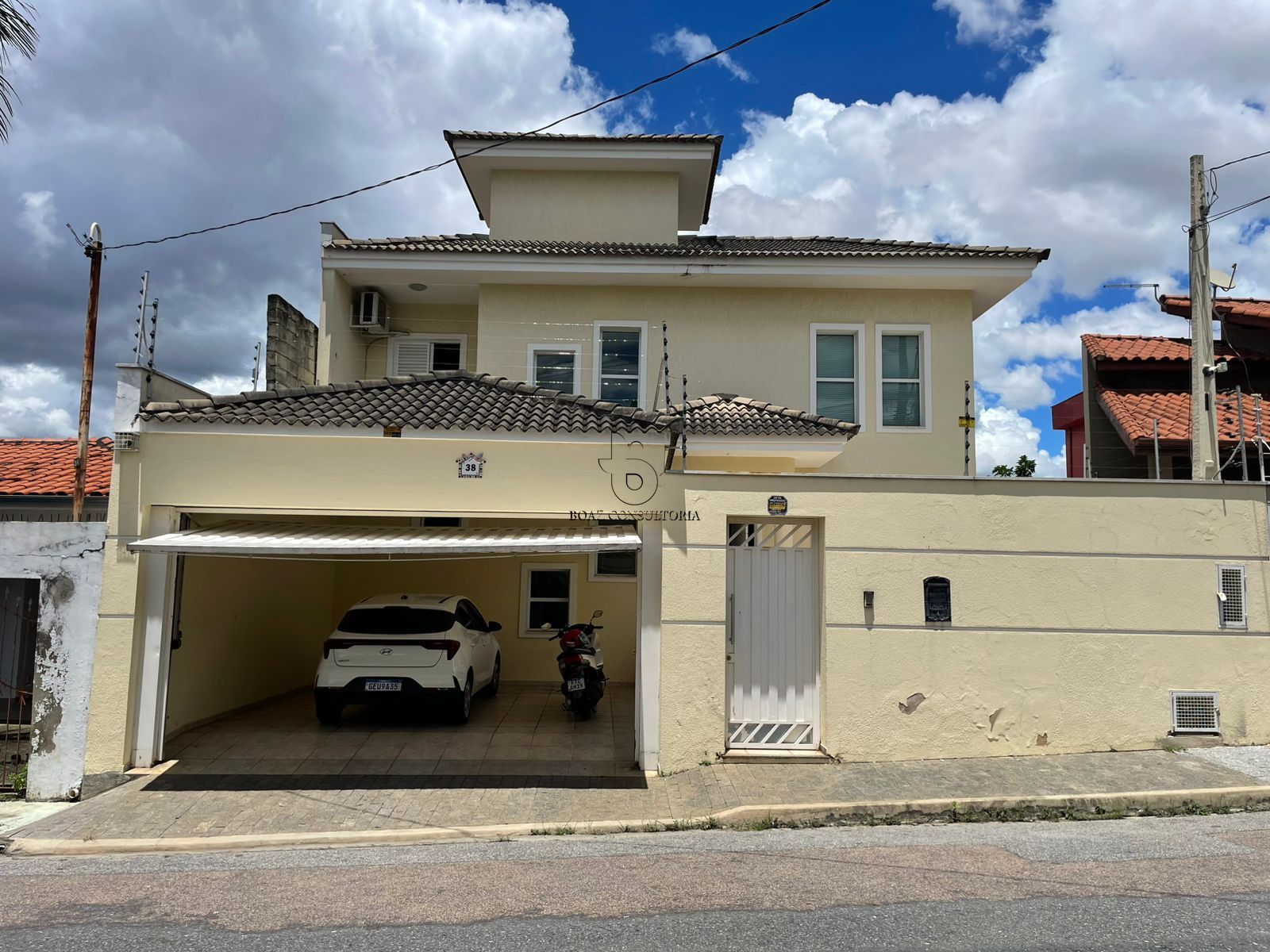 Casa, 3 quartos, 293 m² - Foto 1
