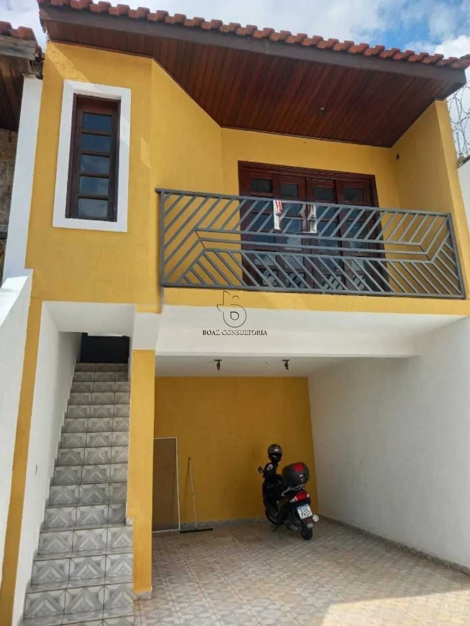 Casa, 3 quartos, 131 m² - Foto 1