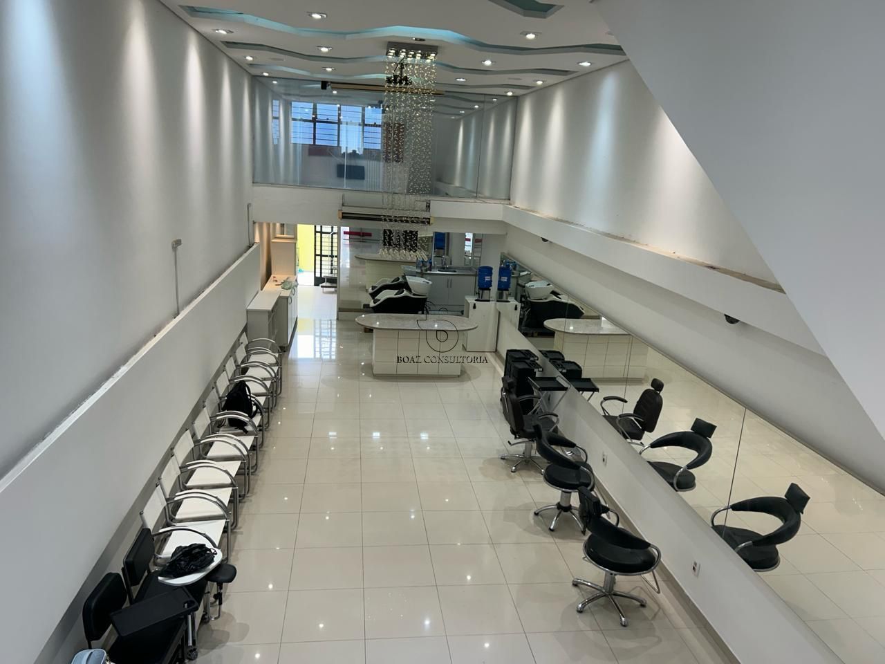 Comercial em Vila Hortência, Sorocaba - Salão de Beleza Mobiliado com Estrutura Completa para Cabeleireiros e Estética e - Foto 1