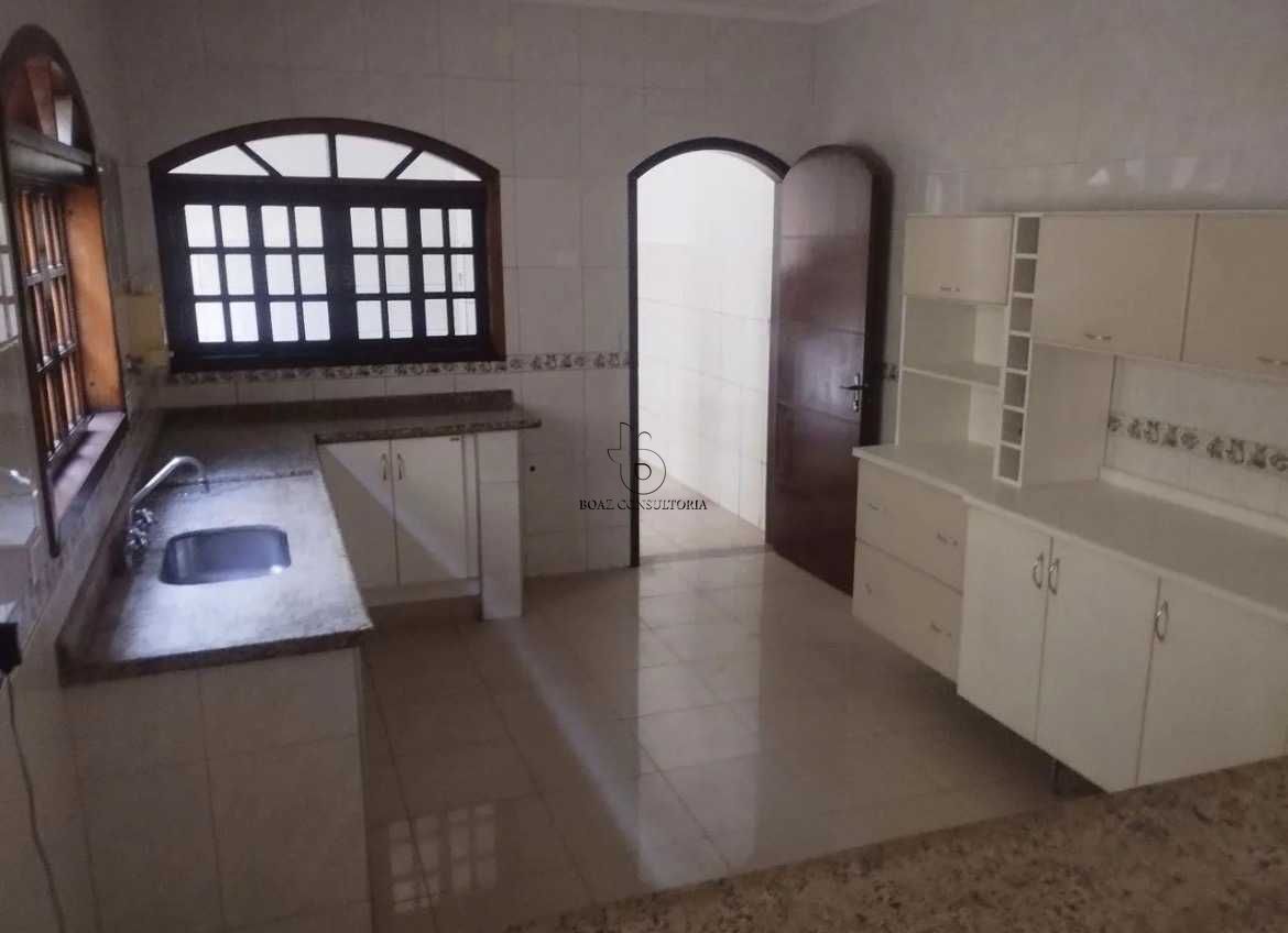 Casa, 3 quartos, 174 m² - Foto 1