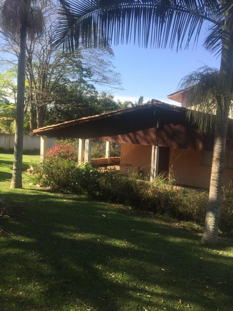 Chácara, 4 quartos, 5000 m² - Foto 1