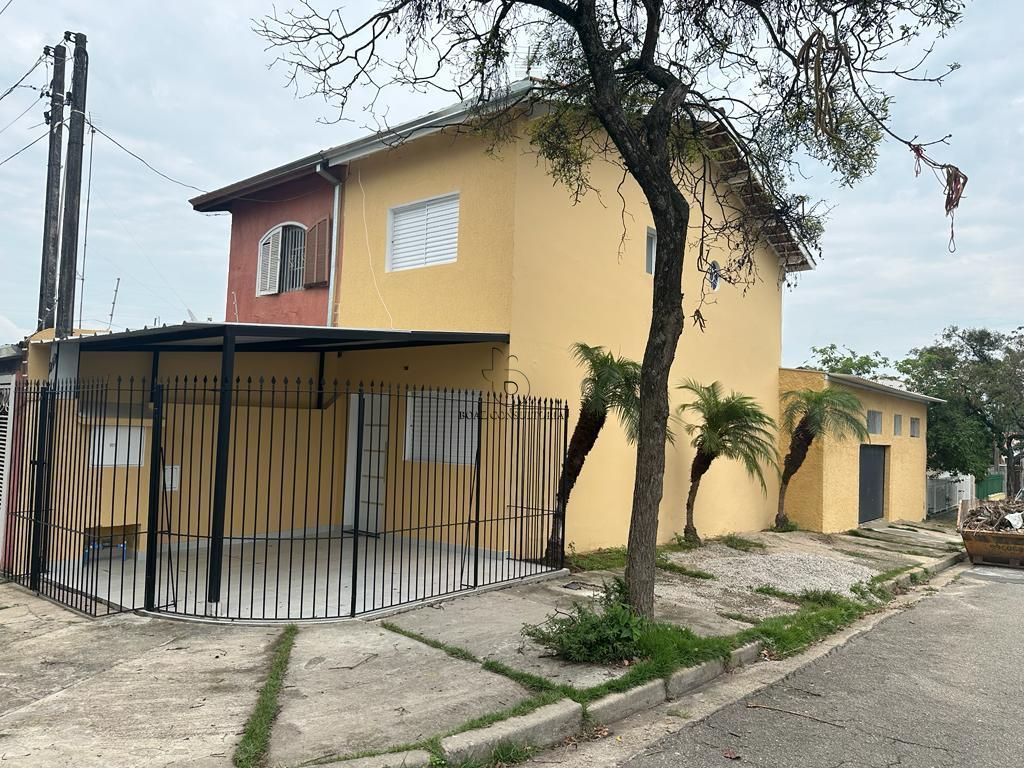 Casa, 3 quartos, 130 m² - Foto 2