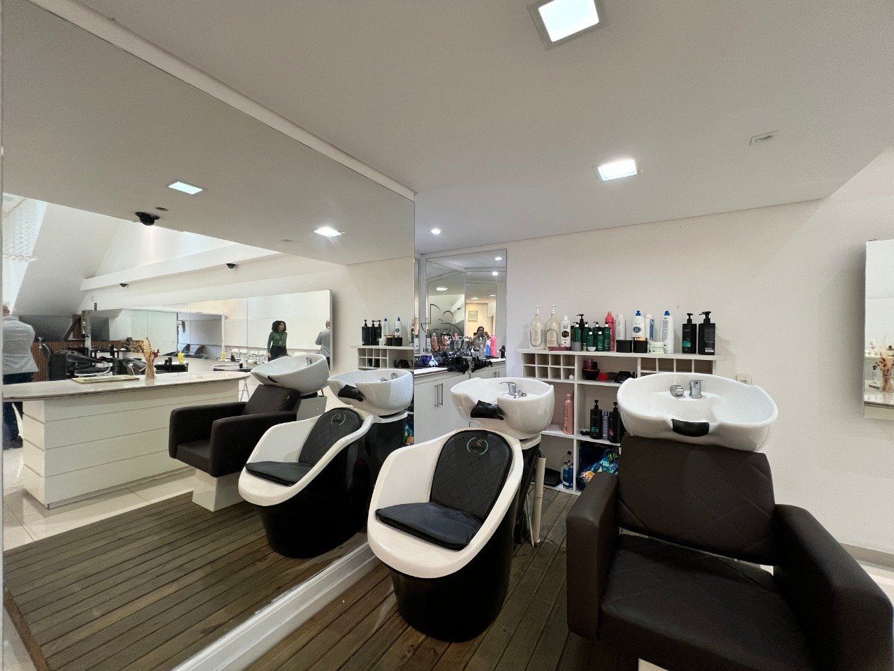 Comercial em Vila Hortência, Sorocaba - Salão de Beleza e Estética Montado para Alugar na Nogueira Padilha | 150m² - Foto 19