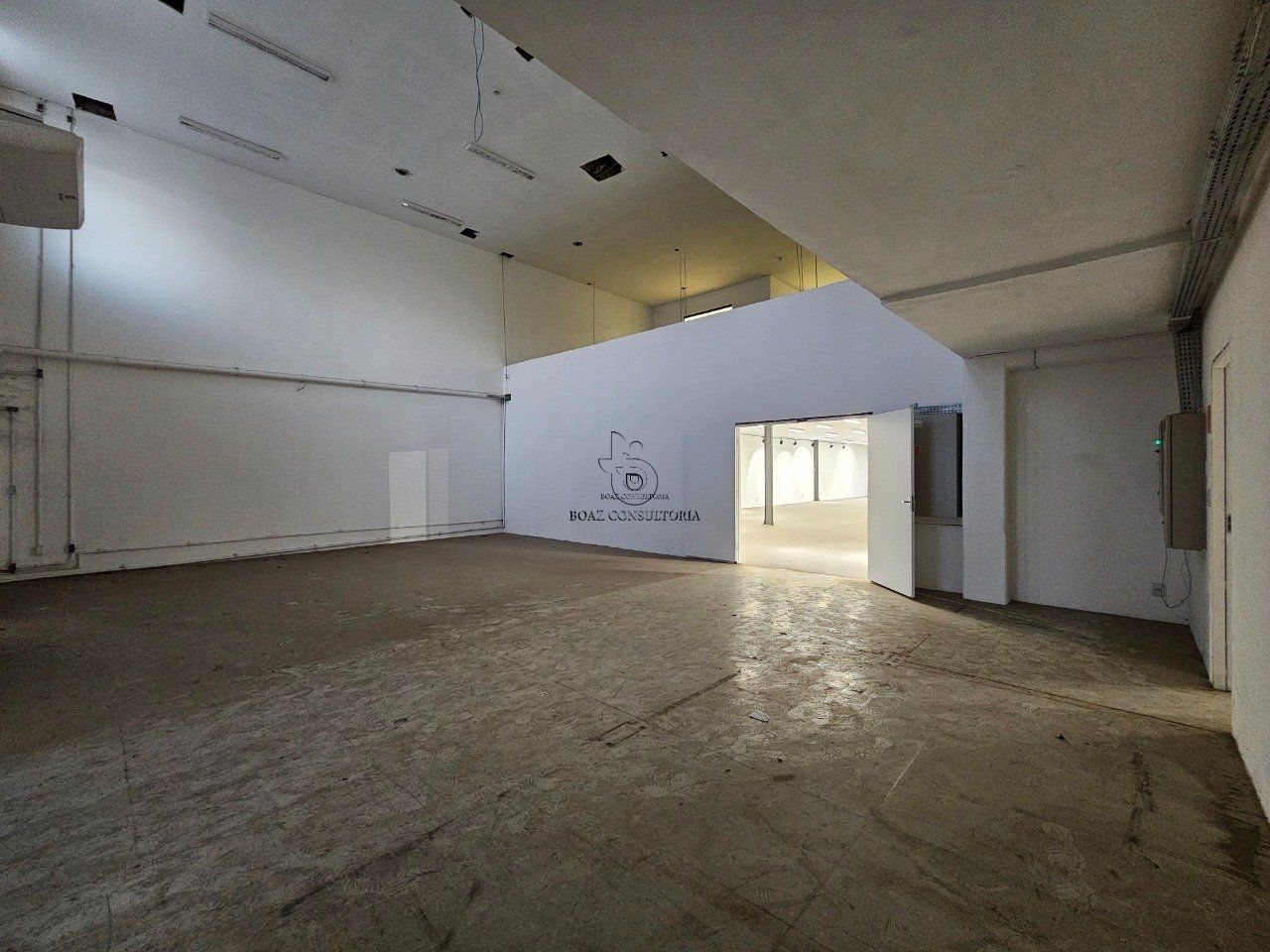 Comercial em Jardim Santa Rosália, Sorocaba - Ponto Comercial de Alto Padrão na Avenida Dom Aguirre, Sorocaba - 1.380m² - Foto 19