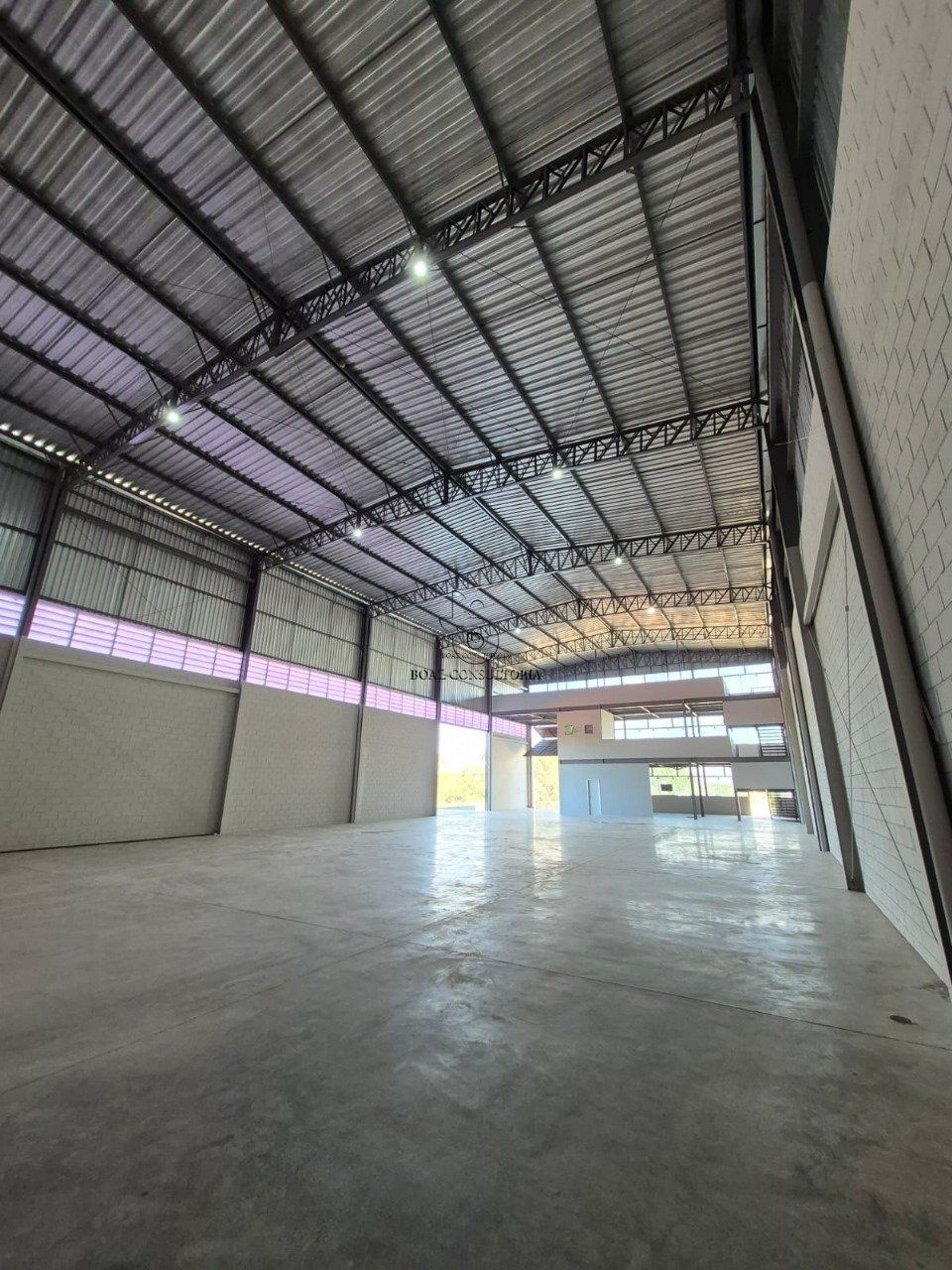 Área Industrial em Iporanga, Sorocaba - Galpão Industrial de Alto Padrão em Condomínio Fechado com Segurança 24h - Foto 3