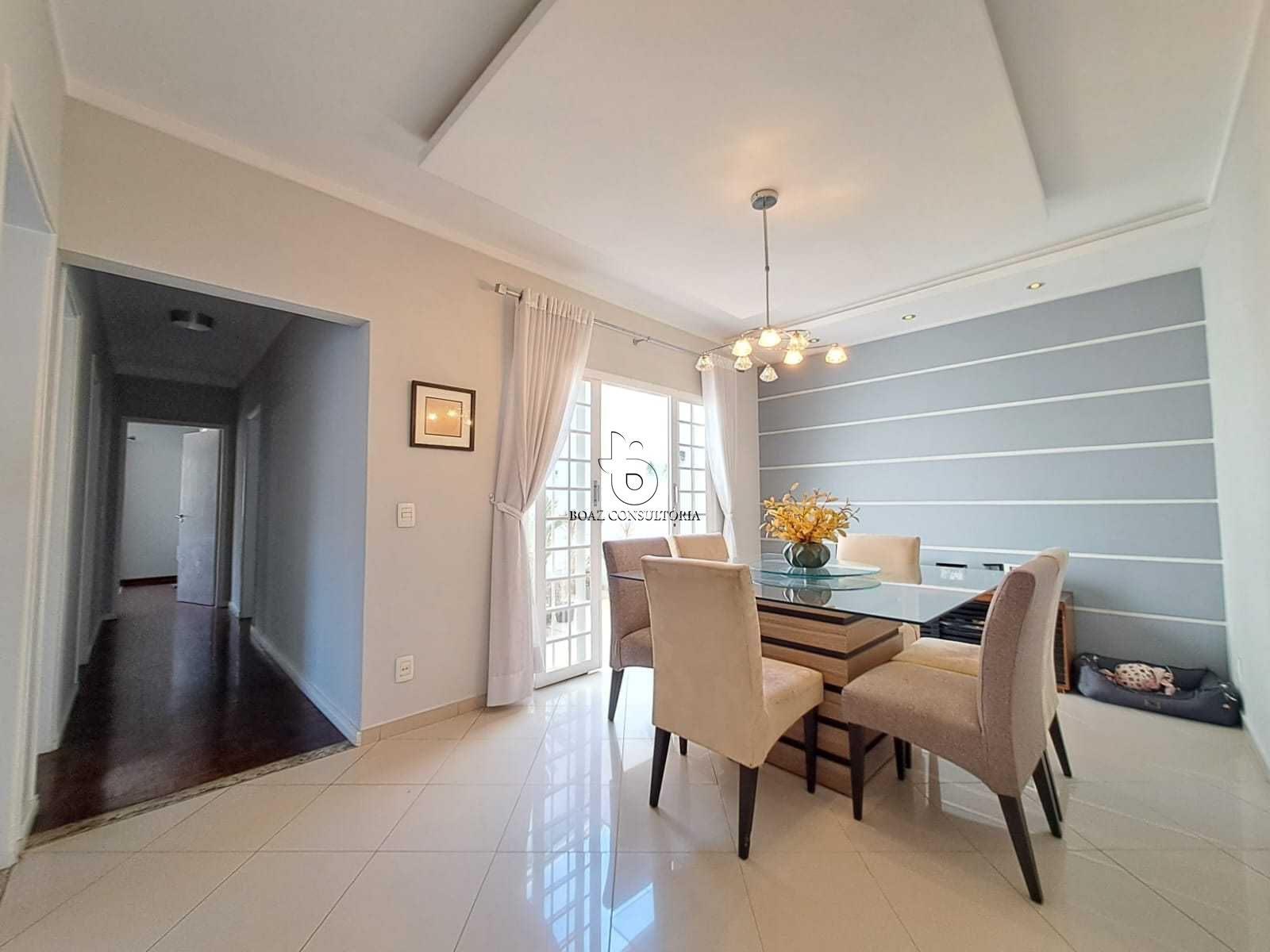 Casa, 3 quartos, 205 m² - Foto 4