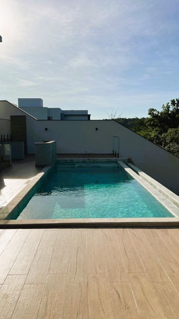 Casa, 3 quartos, 303 m² - Foto 3