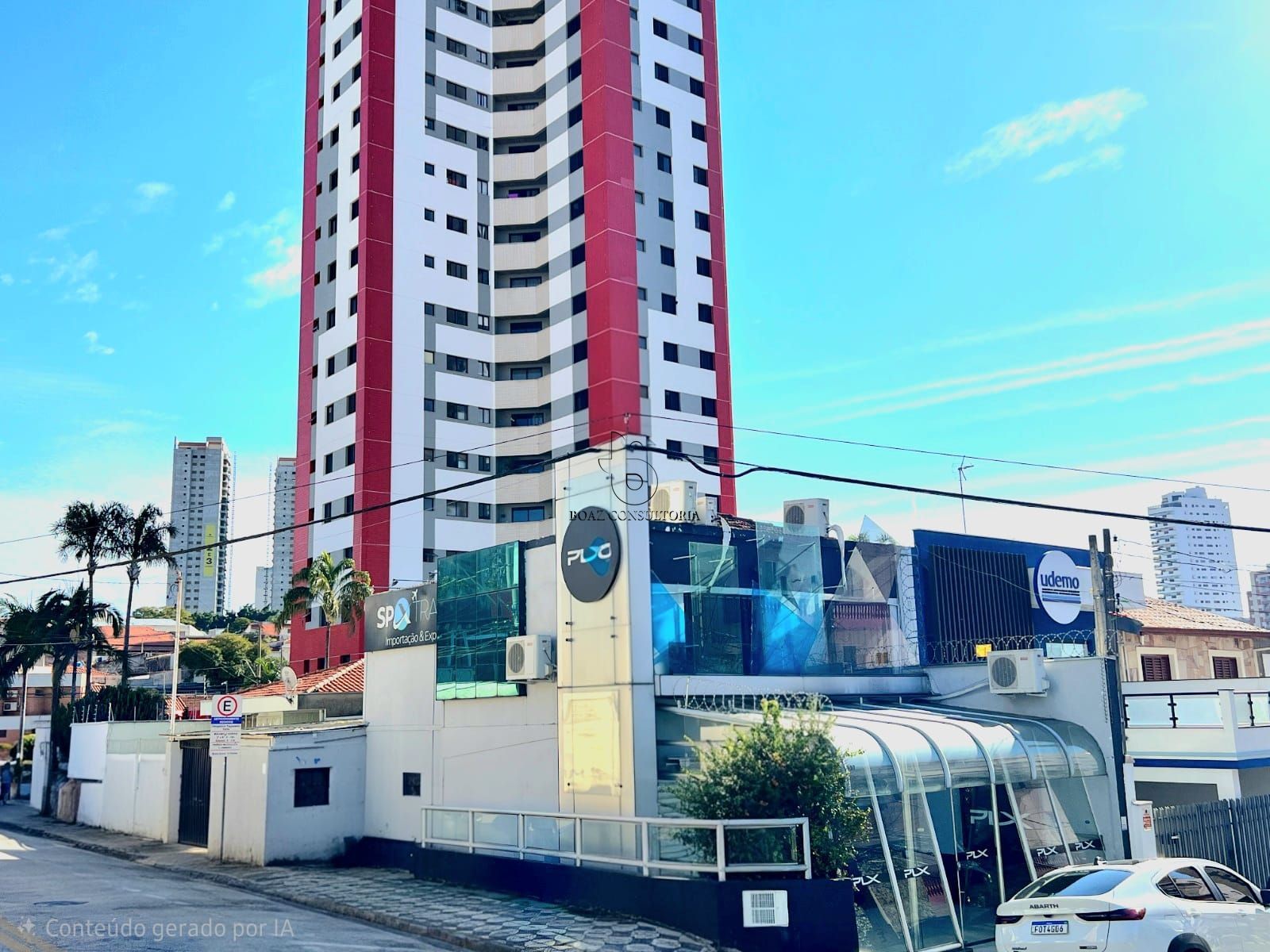 Comercial em Centro, Sorocaba - Casa Comercial de Esquina com 270m², 5 Vagas em Sorocaba/SP