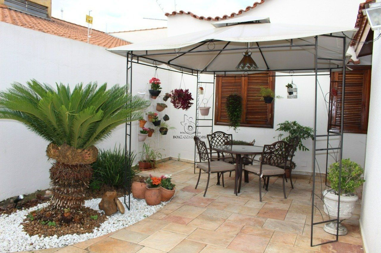 Casa, 4 quartos, 255 m² - Foto 1