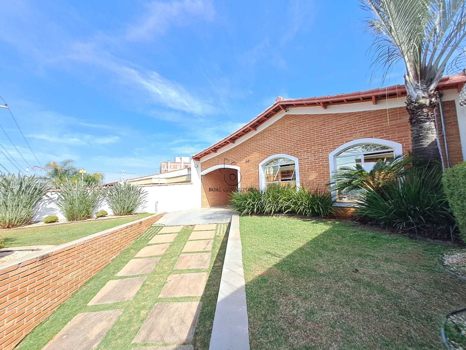 Casa, 3 quartos, 205 m² - Foto 1
