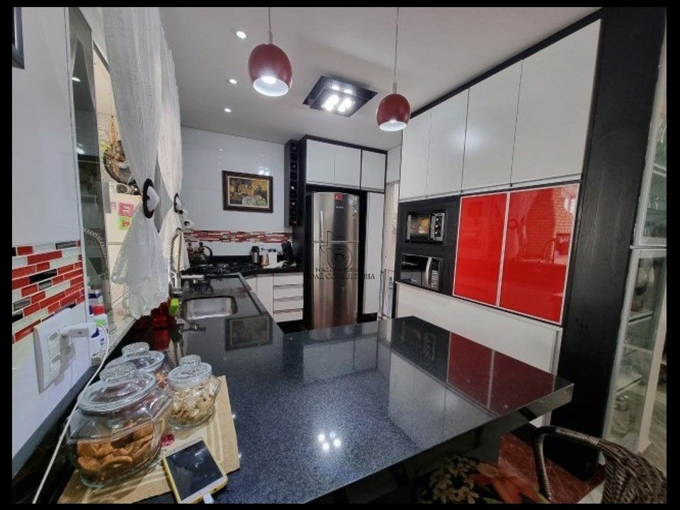 Casa, 3 quartos, 185 m² - Foto 4