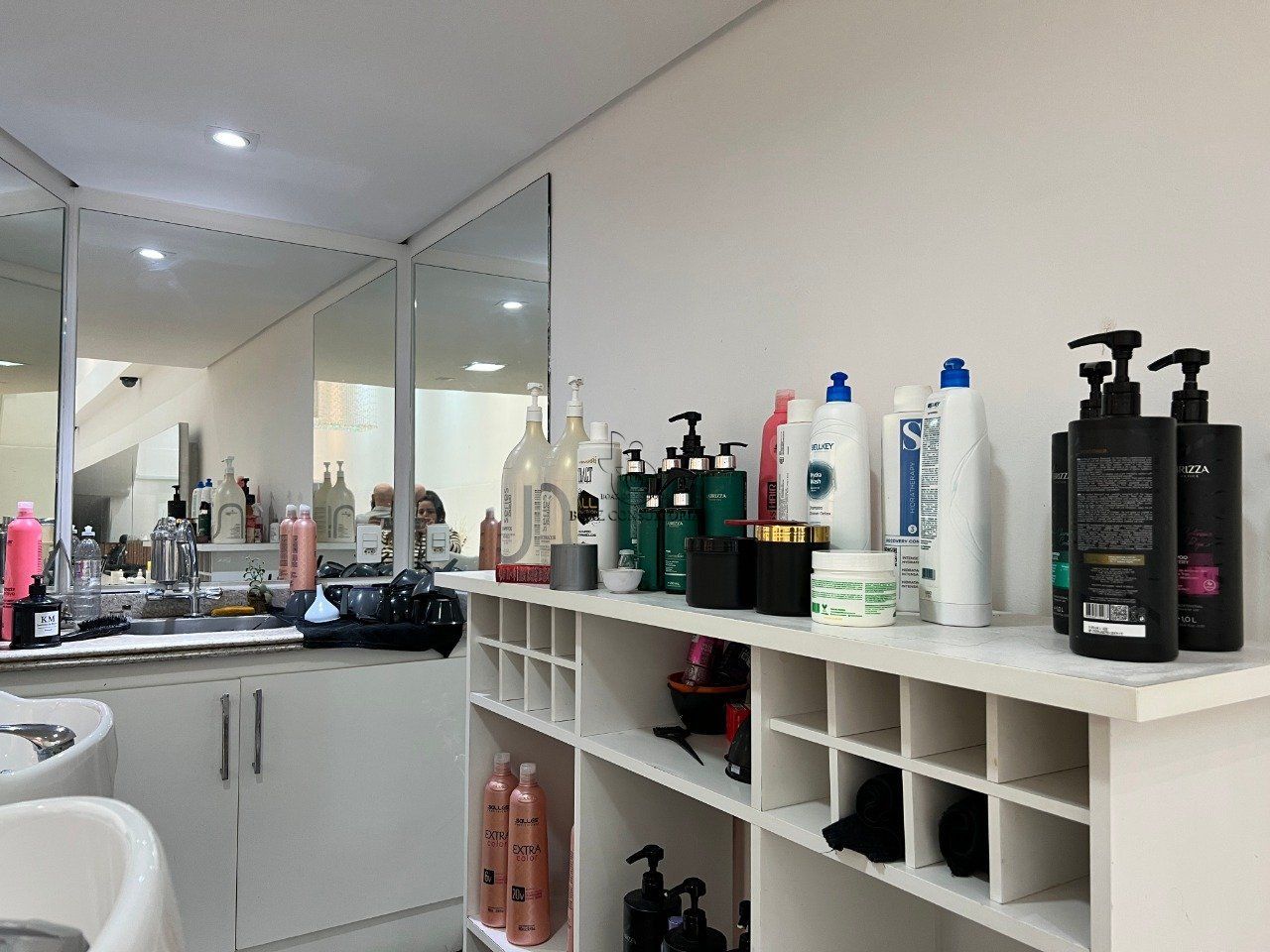 Comercial em Vila Hortência, Sorocaba - Salão de Beleza e Estética Montado para Alugar na Nogueira Padilha | 150m² - Foto 17