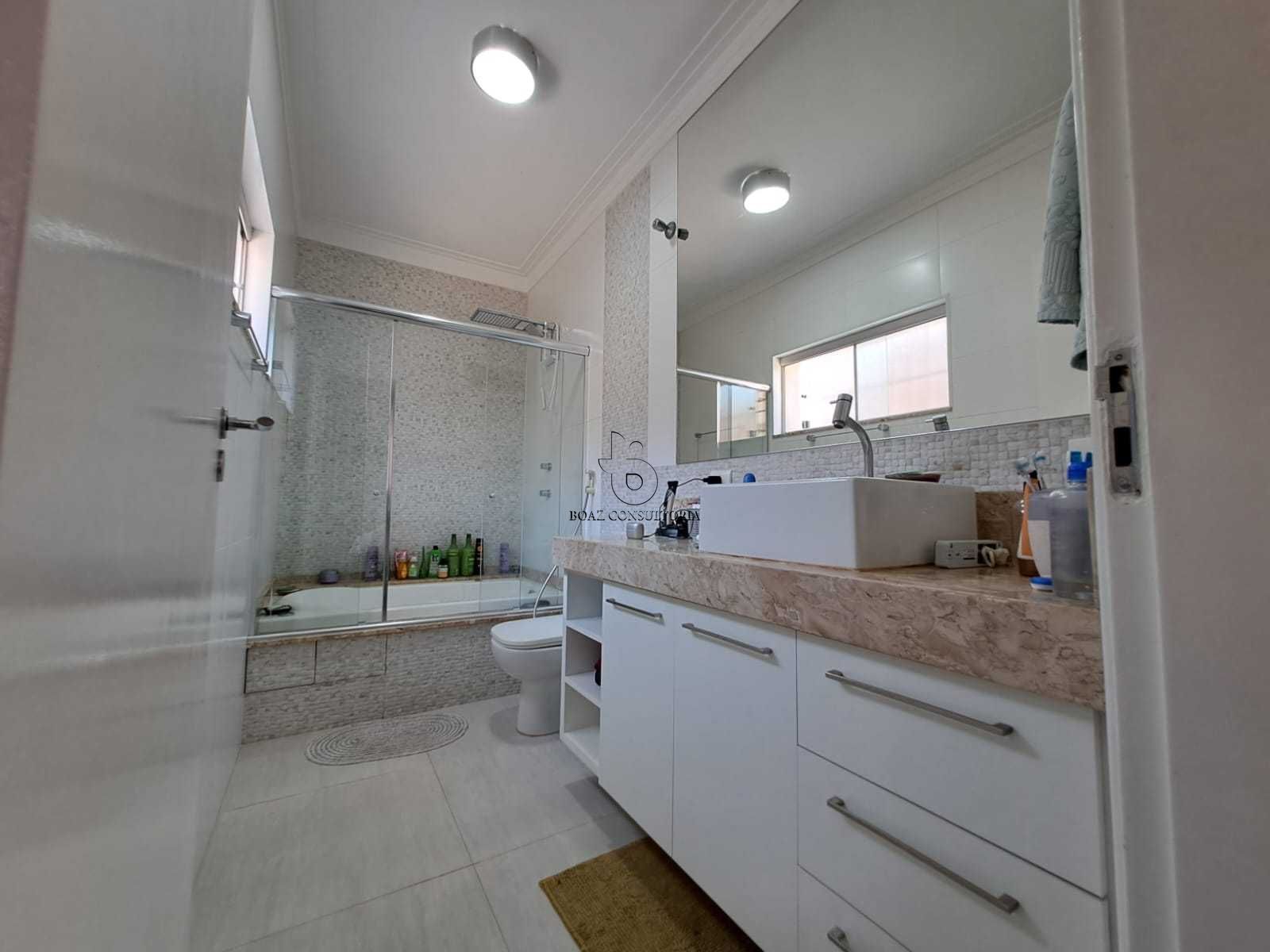Casa, 3 quartos, 205 m² - Foto 7