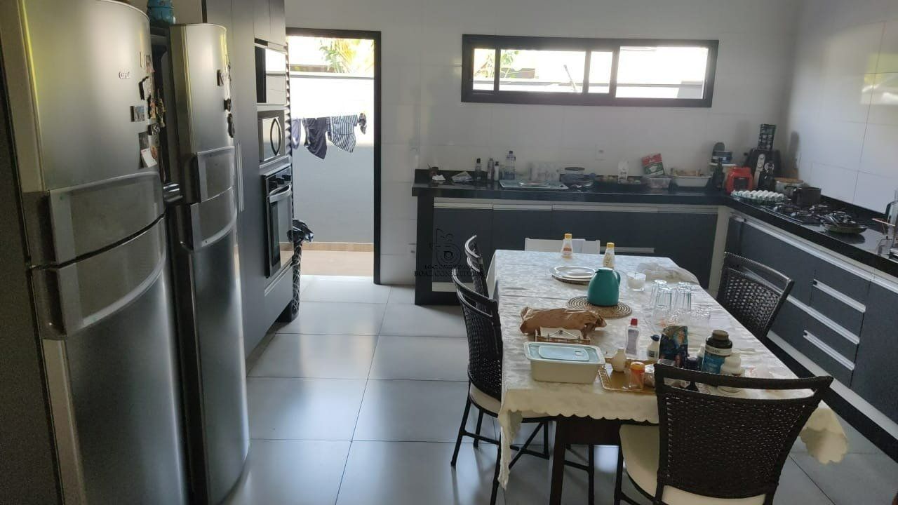 Casa, 3 quartos, 370 m² - Foto 9