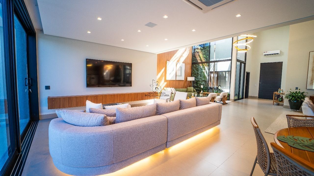 Casa, 4 quartos, 440 m² - Foto 1