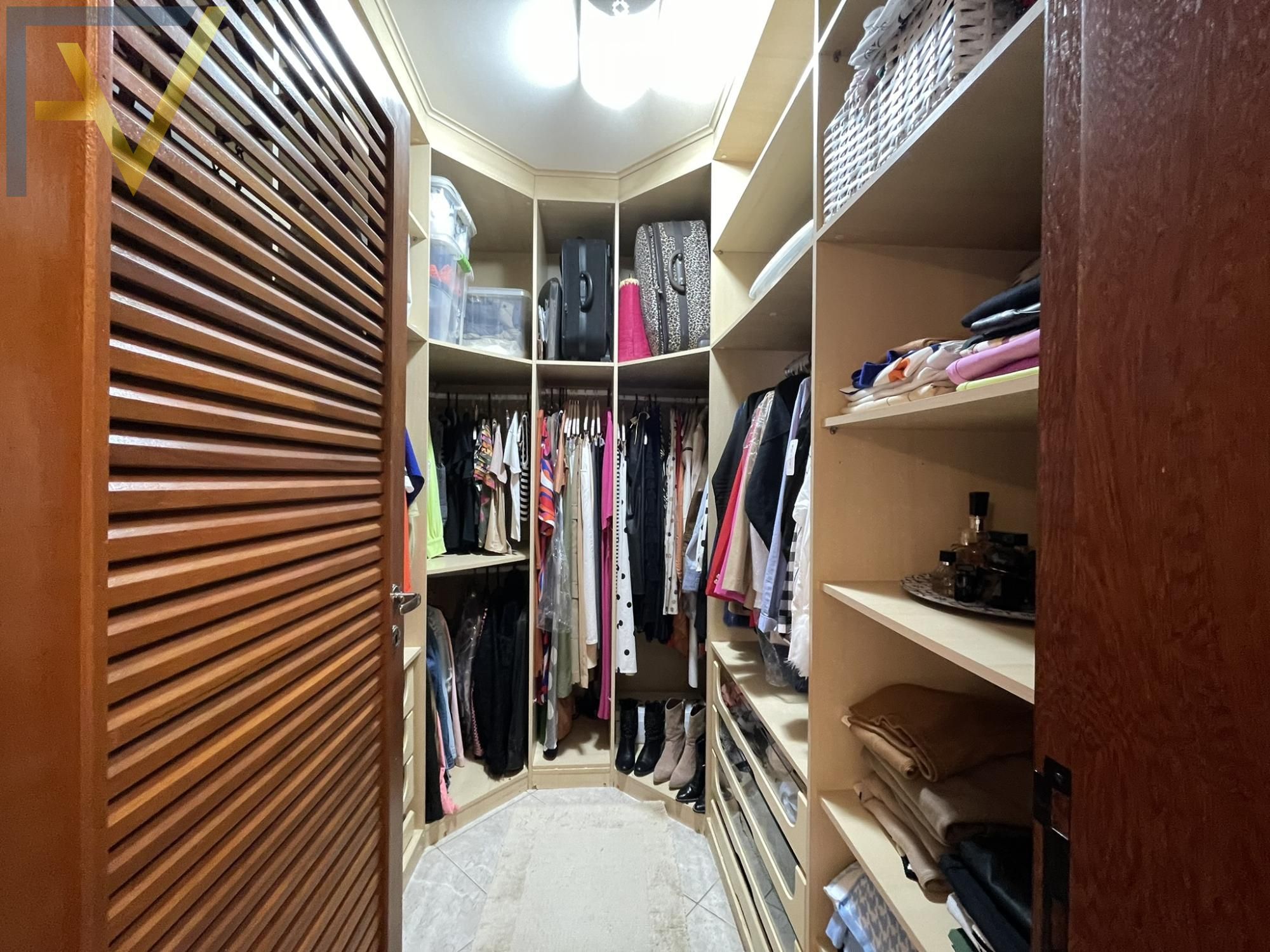 Casa, 4 quartos, 265 m² - Foto 49