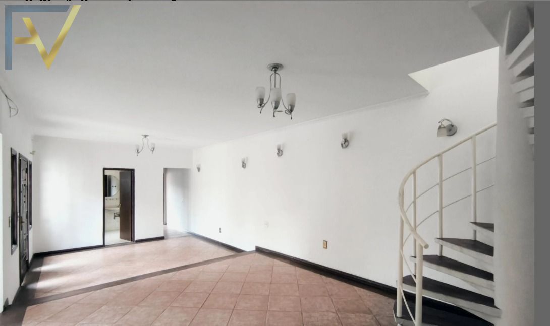 Casa, 3 quartos, 372 m² - Foto 2