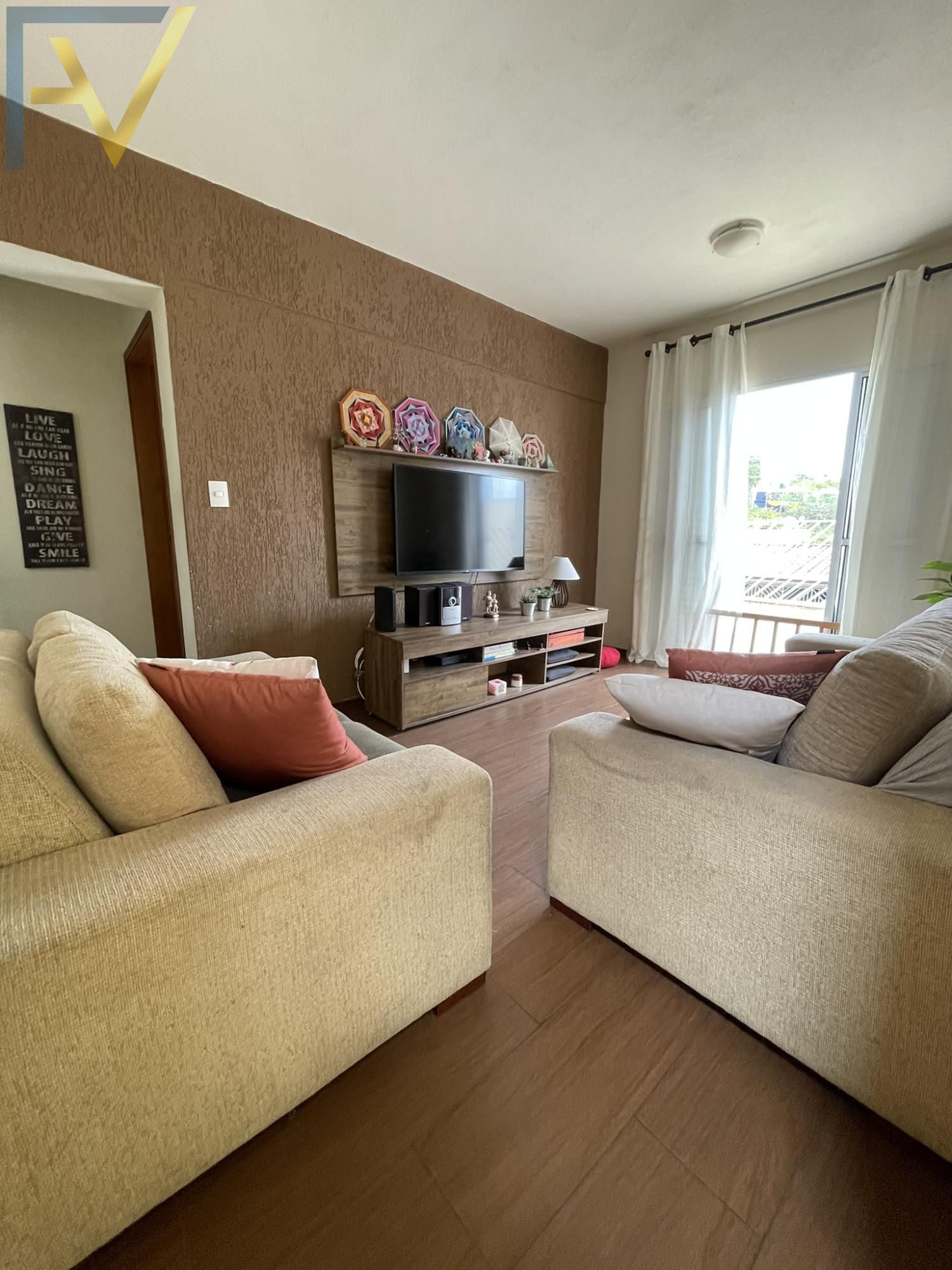 Casa, 3 quartos, 184 m² - Foto 1