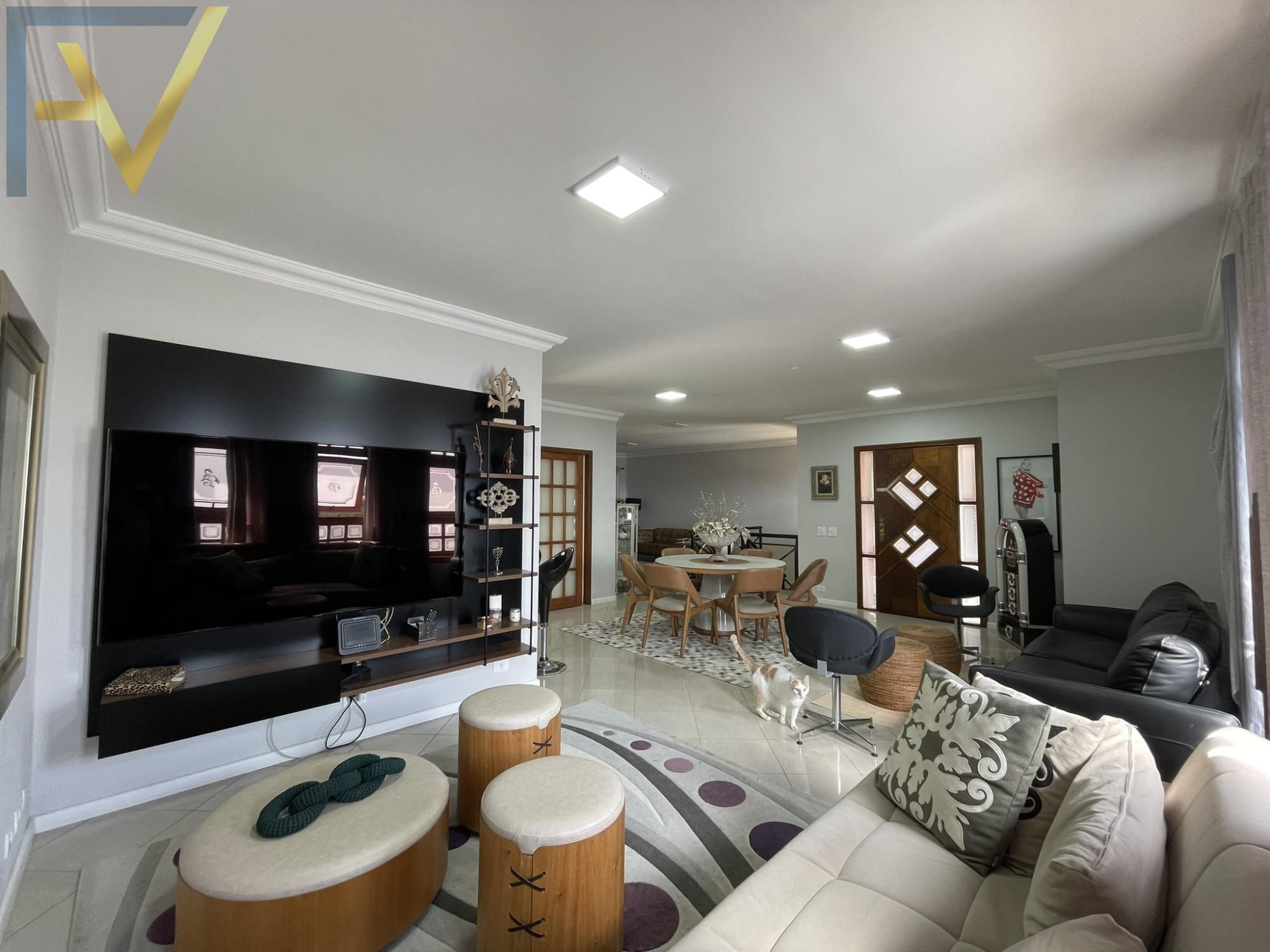 Casa, 4 quartos, 265 m² - Foto 34
