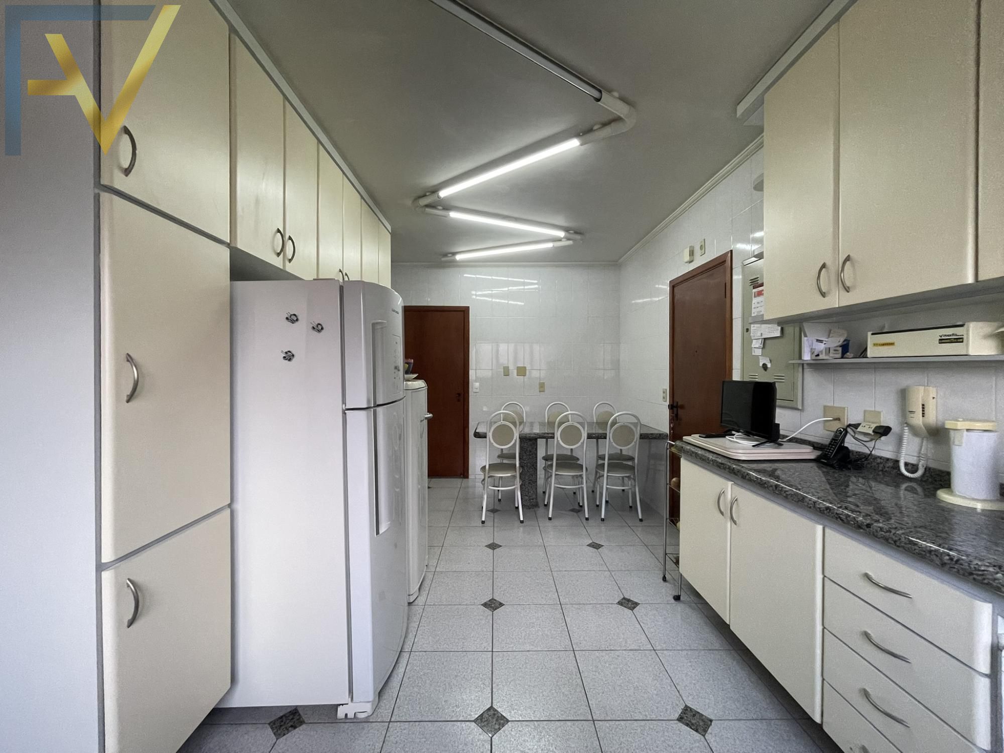Apartamento, 4 quartos, 157 m² - Foto 9